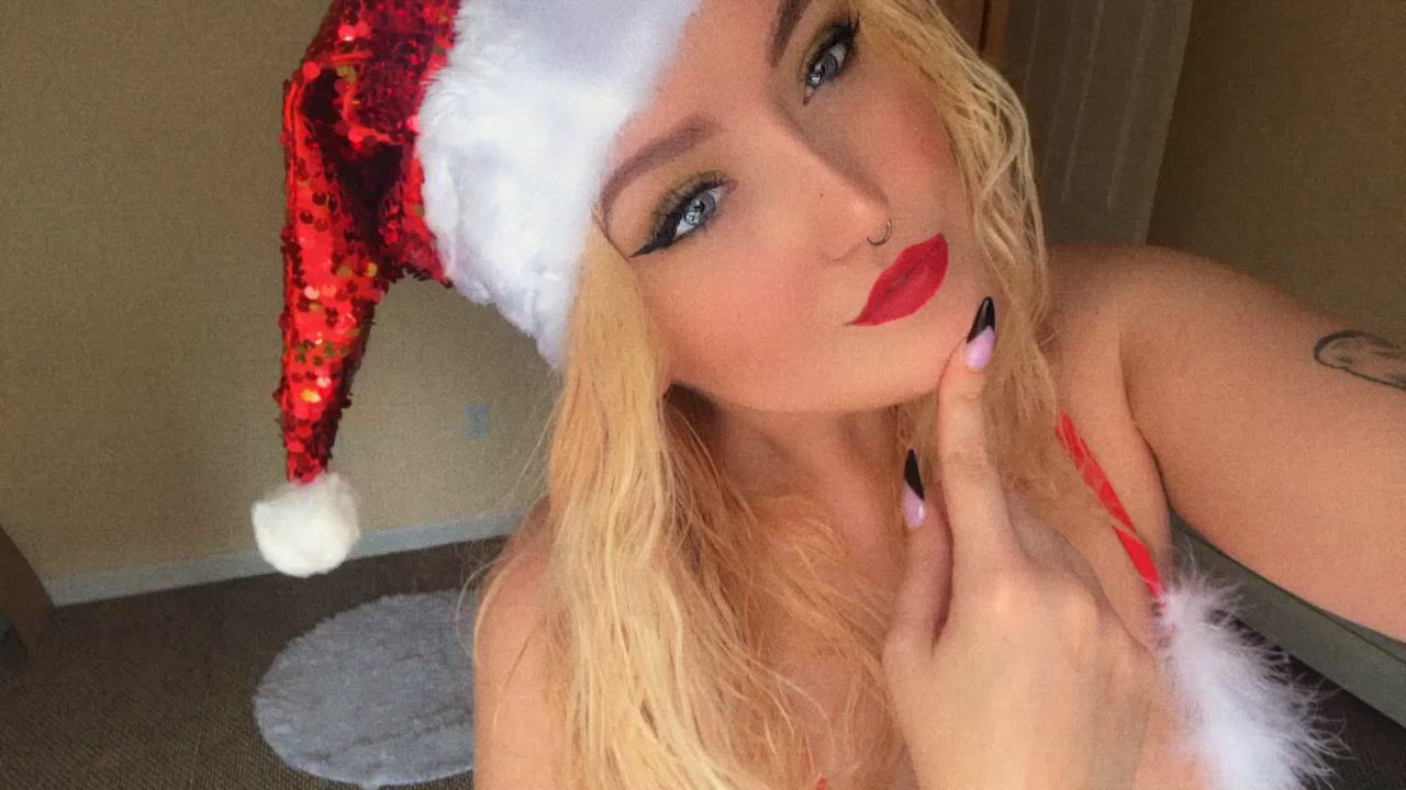 Babe Christmas OnlyFans clip