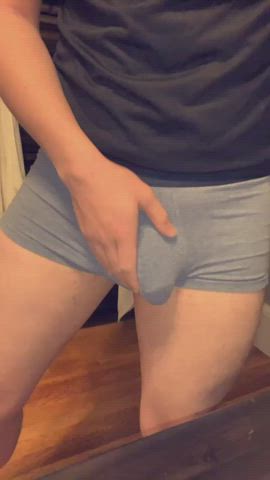 Who else has a nice bulge and wants to chat?