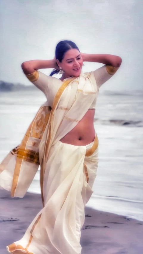 asian asianhotwife aunty belly button busty desi hotwife indian milf tiktok clip