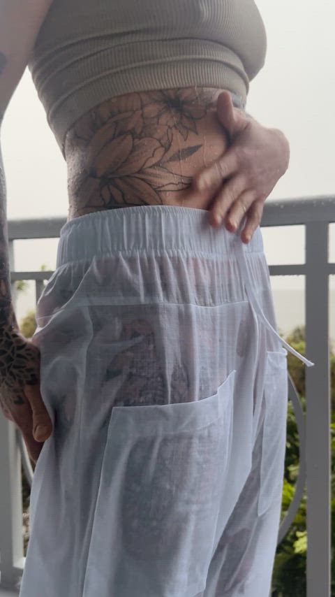 cold erect nipples pokies tattoo tattooed wet clip