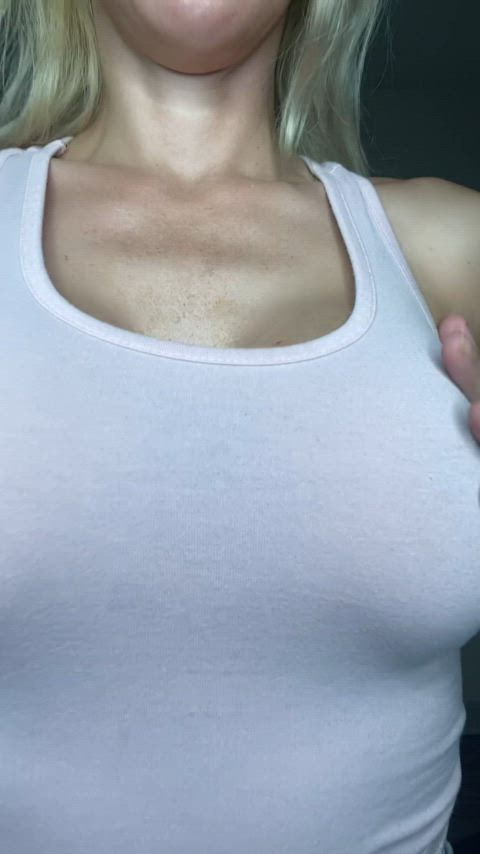 american big tits boobs huge tits natural tits tits clip