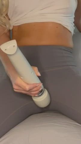 Babe Leggings Masturbating Solo Squirt Squirting Teen Yoga Pants clip