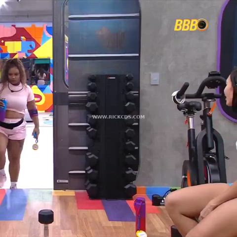 Arleane na academia