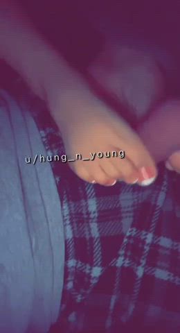 cumshot foot fetish footjob soles toes clip