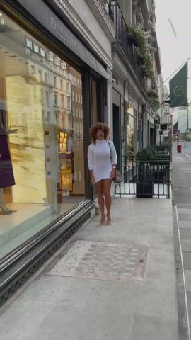 big tits dress ebony high heels milf mature non-nude onlyfans outdoor clip