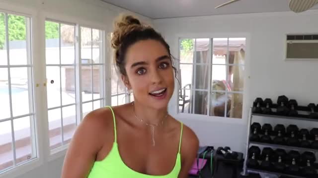 quick full body workout Sommer Ray