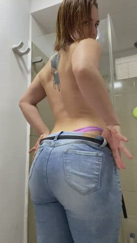 Ass Big Ass Clothed Kiss Latina Redhead Shower clip