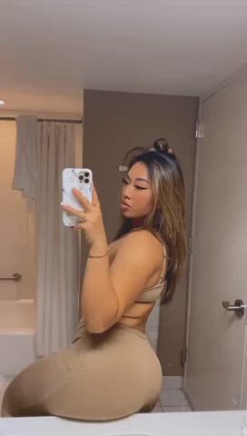 Asian Big Ass Twerking clip