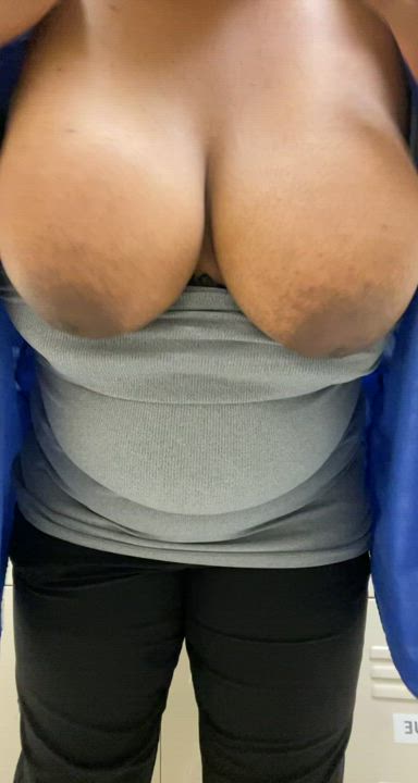 Blasian Boobs Bouncing Tits clip