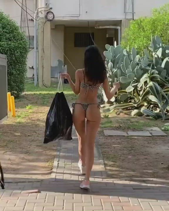 Bikini Brunette Outdoor clip