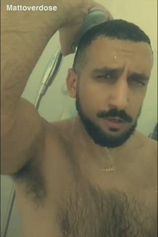 27 middle east guy looking for fun. +++face+++body+++hairy big cock
