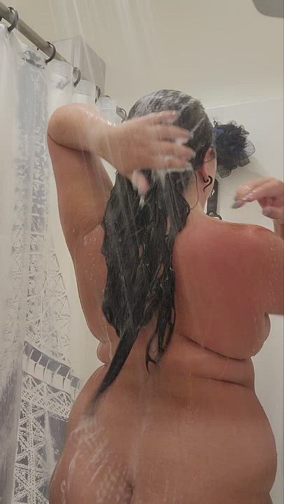 Chubby Hair Shower clip