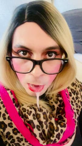 crossdressing cum in mouth cum swallow sissy slut clip