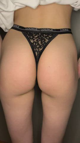 Would you spread my petite cheeks with your dick ?