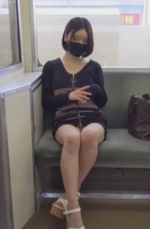 japanese legs panties public seducing upskirt clip