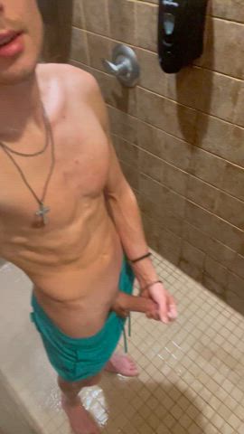 abs big dick cock gym jerk off masturbating onlyfans public exposed-in-public onlyfans-creators