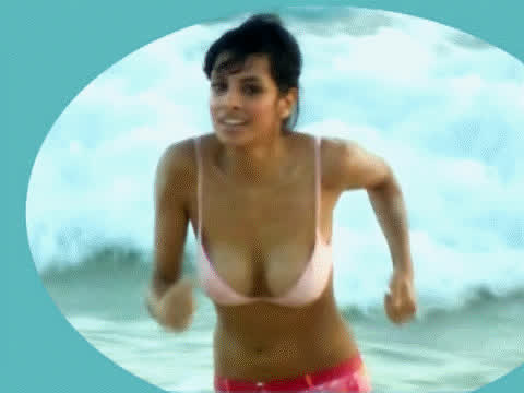 beach boobs bouncing tits bra celebrity german star clip