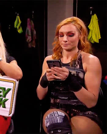 redhead thighs wrestling clip