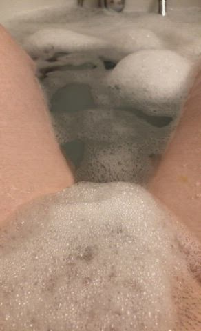 fansly masturbating onlyfans orgasm pussy shower teen watersports wet pussy clip