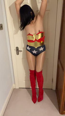 Asian Wonder Woman Captured and in trouble! (by Aznheroine)