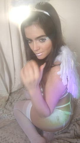 Would you have sex with a horny British angel? 😋