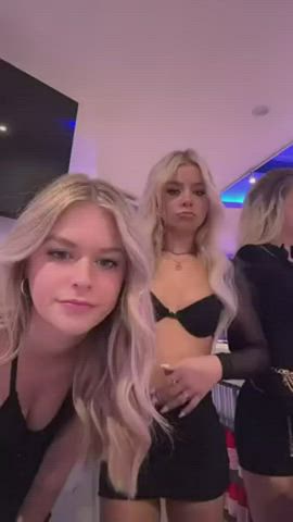 blonde exposed friends party sister clip