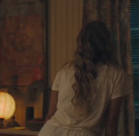 actress ass shaking back arched bending over celebrity jennifer lawrence spanking