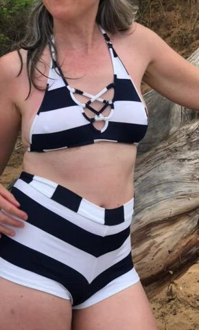 beach exhibitionist flashing outdoor public tits clip