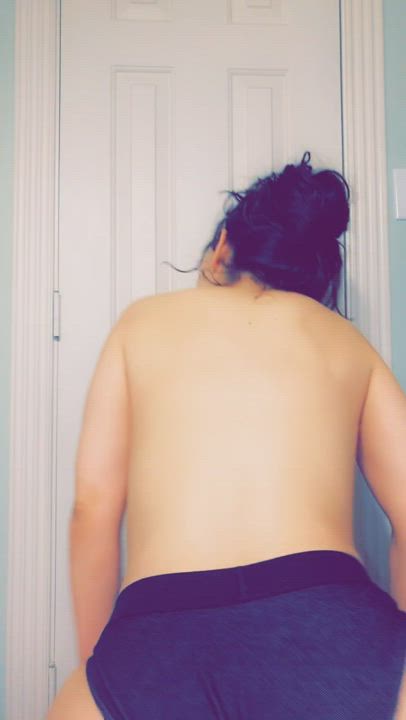 Just imagine that you’re behind me [f]