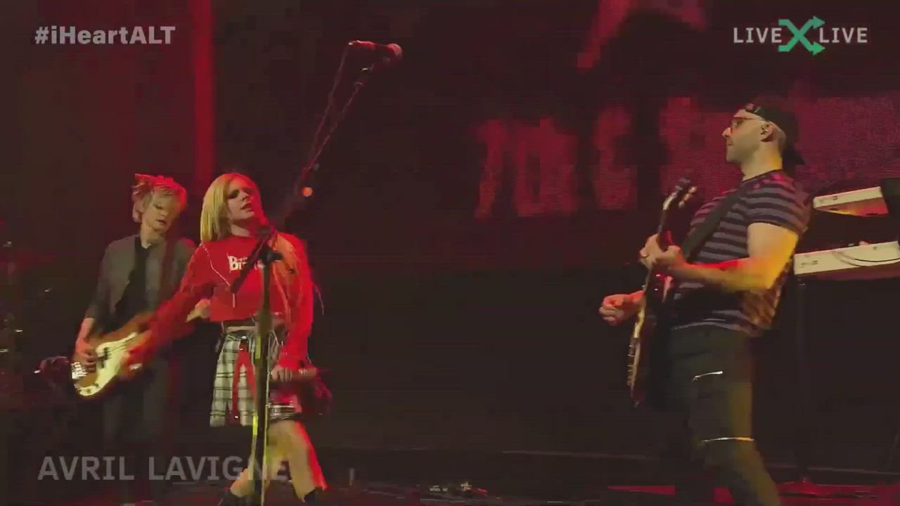 Avril Lavigne Boots Upskirt clip