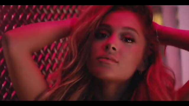 Ariana Grande - Beautiful Seduction