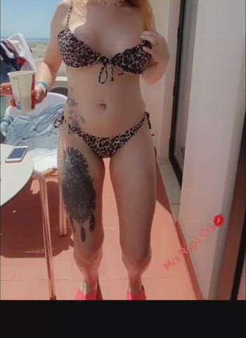 What would you do with this tipsy tattooed fuckdoll on holiday?