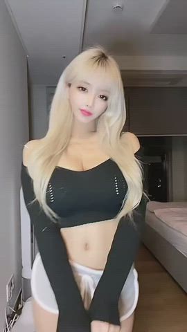 asian big tits cute dancing korean model clip
