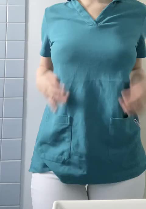Took a little break at work to give my boobs some fresh air [OC]