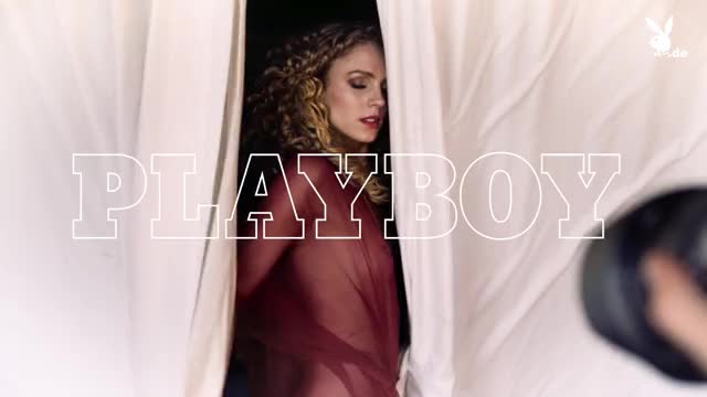 Simone Kowalski - Playboy 05-2020 - 1080p