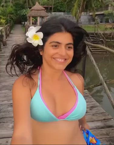 Shenaz Treasury