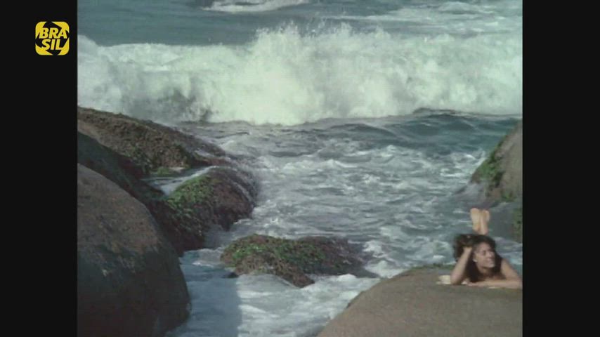 Aldine Müller - A Fêmea do Mar (BR1981) - Huge Rocks, Big Waves