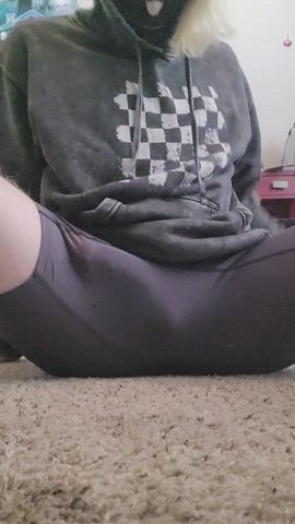just got off work, have some bulge content ;)