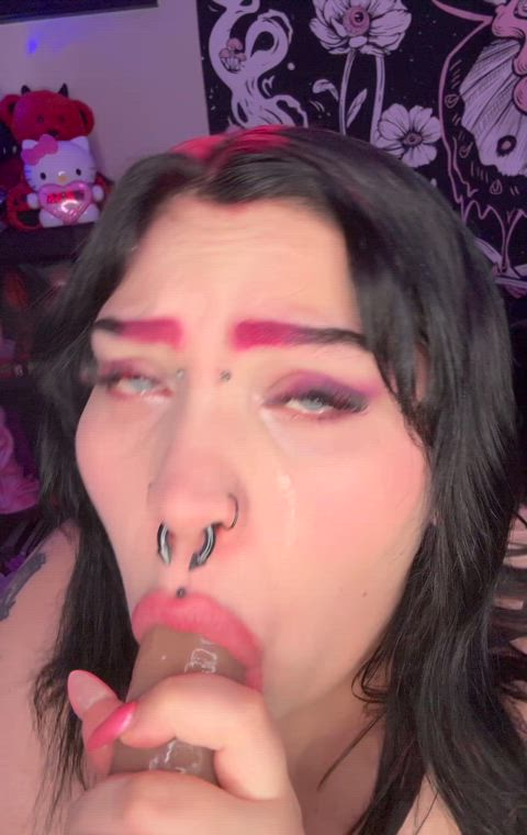 I love showing off my Sloppy Dick Sucking  Skills in a [sext] or [cam] session! 🖤