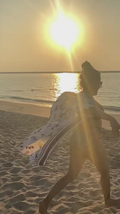 Babes Beach Bikini clip