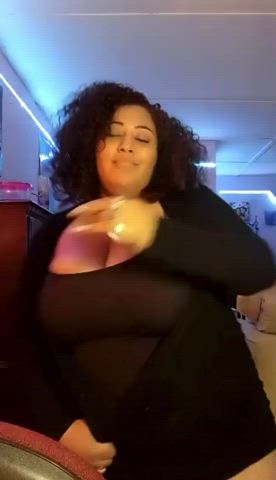 Amateur BBW Boobs Booty Busty Clothed Dancing Homemade Twerking clip