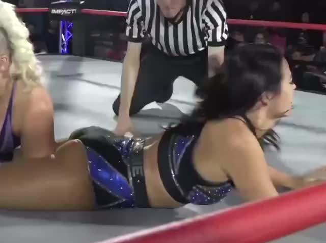 Wrestling clip