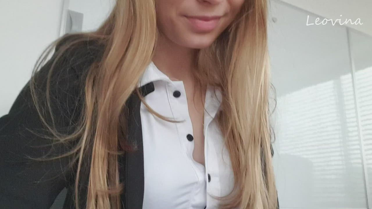 Flashing my pussy in the office... Do you think my co-worker noticed? ? [GIF]
