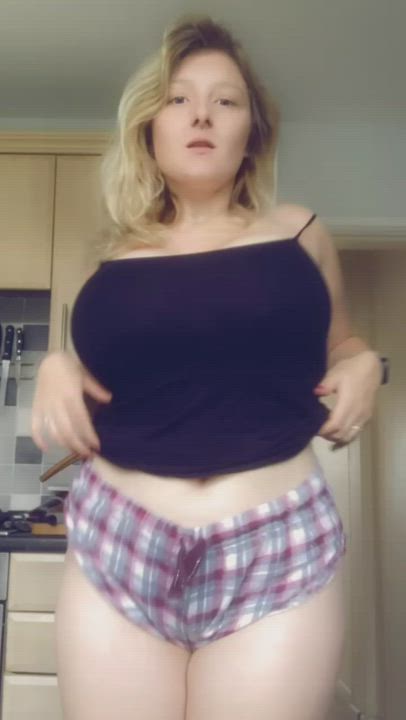PJ titty drop ? best way to start the day!