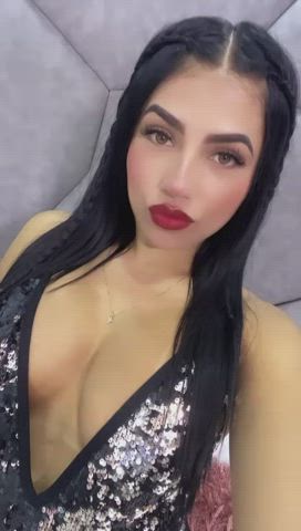 Big Tits Colombian Green Eyes Latina Nipples Sensual Webcam clip