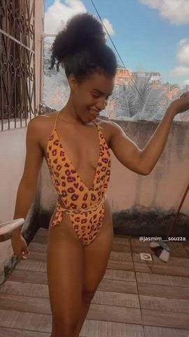 Brazilian Dancing TikTok clip