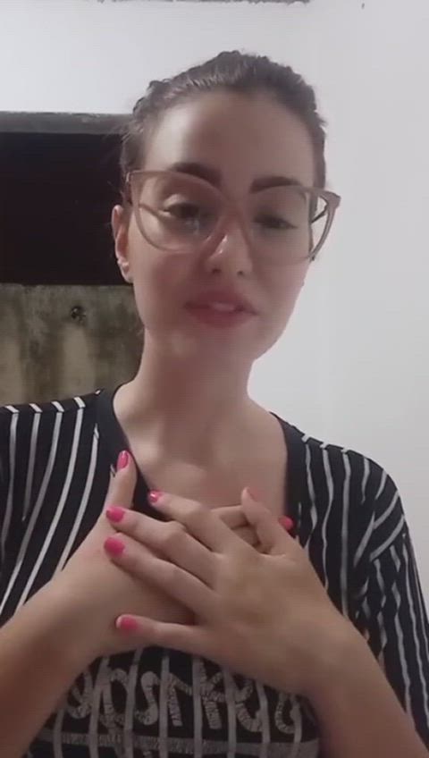 areolas big tits exhibitionist flashing homemade natural tits pale shy teen voyeur