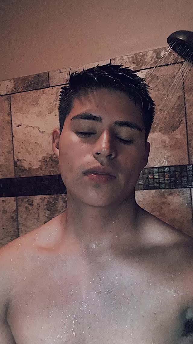 Gay Shower clip