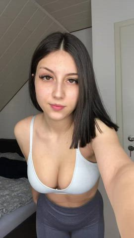 Be honest would you masturbate to my nudes if I ever send you some 😇