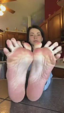 foot fetish soles toes clip